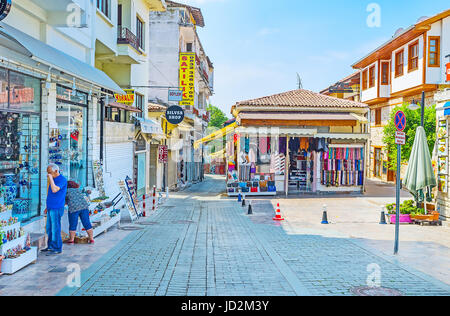 ANTALYA, Türkei - 6. Mai 2017: The Kaleici Viertel ist voll von touristischen Märkten, der alte Basar nimmt vielen Vierteln, so ist es der perfekte Ort t Stockfoto