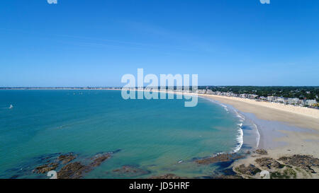 Luftbild auf La Baule Escoublac und Pornichet Bucht und den Strand in Loire Atlantique, Frankreich Stockfoto