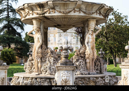 Fragment des Fontain Bernini benannt Cochlea in Villa Doria Pamphili Stockfoto