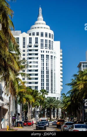 Miami Beach Florida, Loews Hotel, Resort, Turm, Hochhaus Wolkenkratzer Gebäude Wahrzeichen, Gebäude, außen, Luxushotel, Palmen, vi Stockfoto