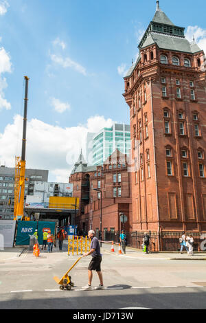 Bau des neuen Proton Strahl Therapiegerät am University College London Hospital (UCLH) Stockfoto