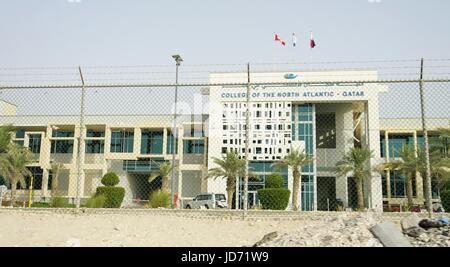 Blick von der Education City Complex von Qatar Foundation, derzeit im Bau in Doha ins Leben gerufen. Freuen Sie sich auf mehreren westlichen Universitäten Stockfoto