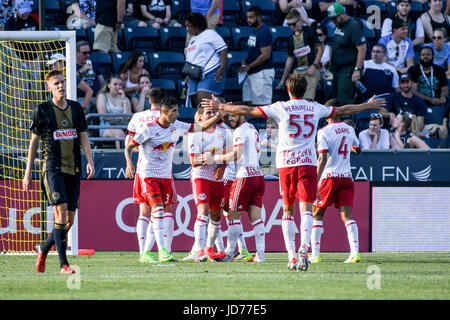 Chester, Pennsylvania, USA. 18. Juni 2017. Red Bulls feiern ein Tor gegen Philadelphia Union während des Spiels Talen-Energie-Stadion in Chester PA Credit: Ricky Fitchett/ZUMA Draht/Alamy Live News Stockfoto