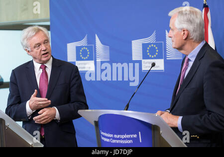 Brüssel, Belgien. 19. Juni 2017.  Michel Barnier und David Davis, Secretary Of State für den Ausstieg der Europäischen Union, kick-off der Brexit Verhandlungen Credit: Andia/Alamy Live News Stockfoto