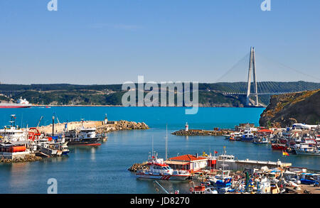 Türkis gefärbt Bosporus Stockfoto