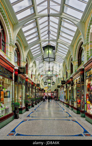 Royal Arcade Einkaufszentrum in Norwich, England Stockfoto