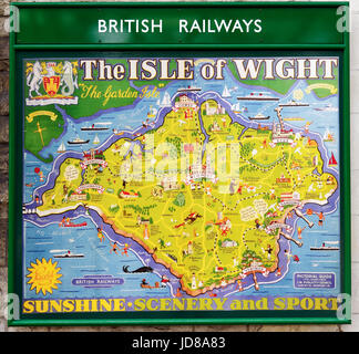 Alte 50er Jahre Stil British Railways Poster für die Isle of Wight auf der Swanage Steam Railway Stockfoto