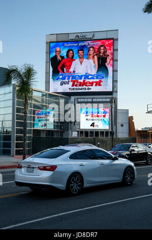 Digitale Plakatwand am Sunset Strip, die Förderung der Fernsehsender NBC show America es Got Talent in Los Angeles, CA Stockfoto