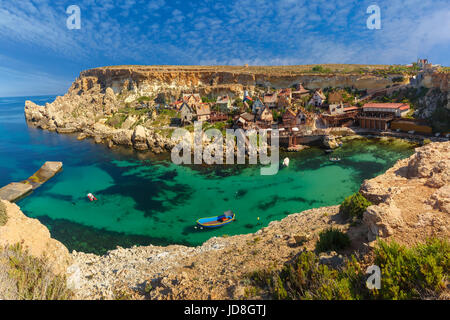 Berühmten Popeye Village at Anchor Bay, Malta Stockfoto