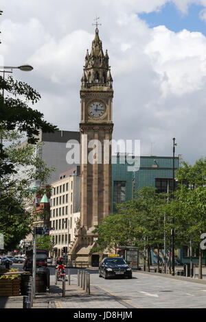 Das Albert Memorial Clock in Queen Square, Belfast. Stockfoto