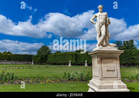 Skulptur Cincinnatus durch Denis Foyatier aus 1834 im Jardin des Tuileries in Paris, Frankreich Stockfoto