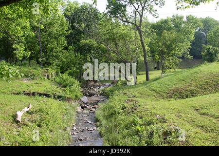 Die schöne Landschaft und die Straßen von einem lokalen Park im Butler County. Stockfoto