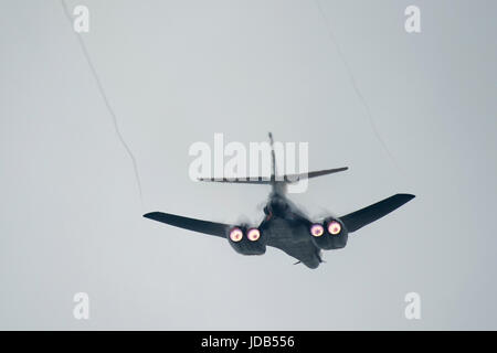 Eine amerikanische schwere Überschall strategischer Bomber Rockwell b-1 Lancer während der 45. Ausgabe des BALTIC OPERATIONS Übung BALTOPS 2017 in Ustka, Polen Stockfoto