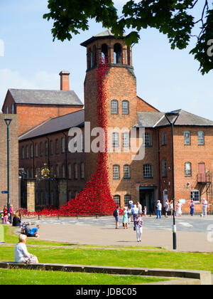 Weinende Fenster Mohnblumen Derby Spinnerei Stockfoto