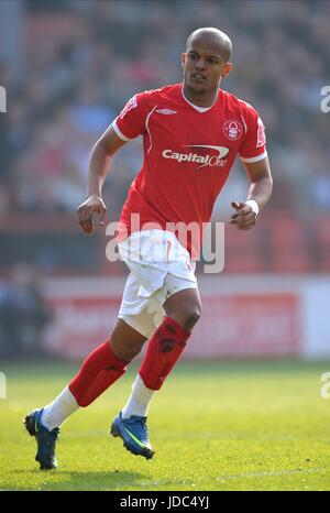 ROBERT EARNSHAW NOTTINGHAM FOREST FC der Stadt Boden NOTTINGHAM ENGLAND 21. März 2009 Stockfoto