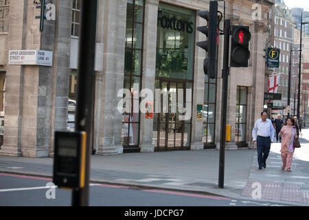 Foxtons Immobilienmakler Park Lane, London Stockfoto