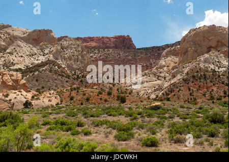 Die Vorderseite des Waterpocket Fold im Capitol Reef National Park, Utah. Stockfoto