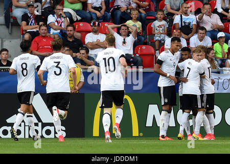 Tychy, Polen. 18. Juni 2017. Deutsche Spieler feiern in der Tschechischen Republik Vs Deutschland Spiel der U21-Europameisterschaft 2017, Tychy, Polen, 18. Juni 2017. Bildnachweis: Jaroslav Ozana/CTK Foto/Alamy Live-Nachrichten Stockfoto