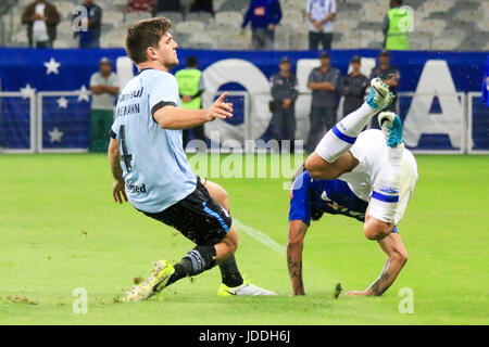 Belo Horizonte, Brasilien. 19. Juni 2017. Unterteilt in Cruzeiro X Grêmio Spiel gültig, für die achte Runde der brasilianischen Meisterschaft 2017, statt im Estadio Mineirão, Belo Horizonte, MG Credit: Dudu Macedo/FotoArena/Alamy Live News Stockfoto