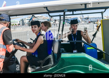 Julien Mattia / Le Pictorium - Salon du Bourget 2017 während des Besuchs von Emmanuel Macron - 19.06.2017 - Frankreich / Seine-Saint-Denis / Le Bourget - Paris Air Show 2017 während des Besuchs von Emmanuel Macron Stockfoto