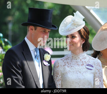 Ascot, Großbritannien. 20. Juni 2017. Herzog und Herzogin von Cambridge am Royal Ascot, Berkshire, UK. 20. Juni 2017.Credit: John Beasley/Alamy Live-Nachrichten Stockfoto