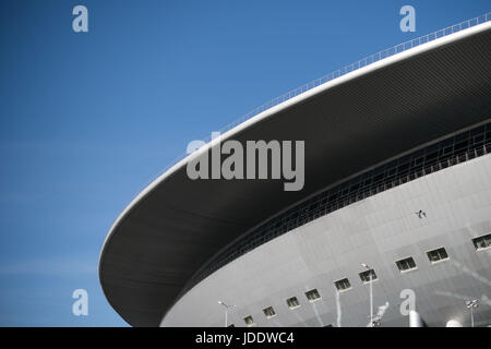 Das Stadion in St. Petersburg, Russland, auf 16. Juni 2017 abgebildet. FIFA Konföderationen-Pokal spielt in Russland zwischen 17. Juni und 2. Juli 2017. Foto: Marius Becker/dpa Stockfoto