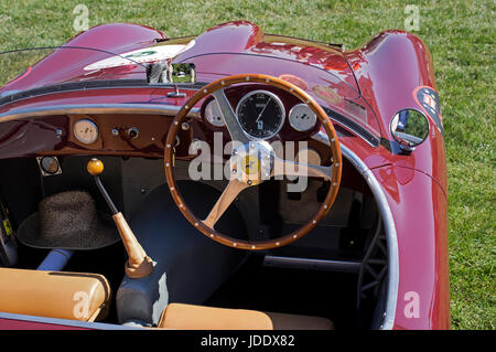 Hershey, PA-Juni 11, 2017: Cockpit des Jahres 1951 Ferrari 212 Export Spider, Fontana Stockfoto