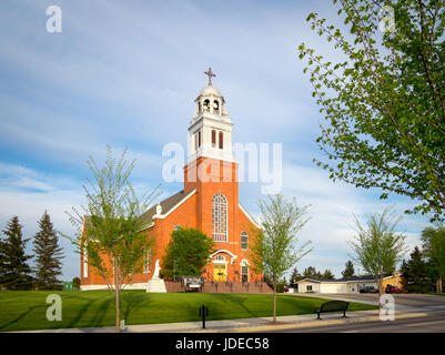 Ein Blick auf St. Vital Gemeinde, eine katholische Kirche in der Stadt von Beaumont, Alberta, Kanada. Stockfoto