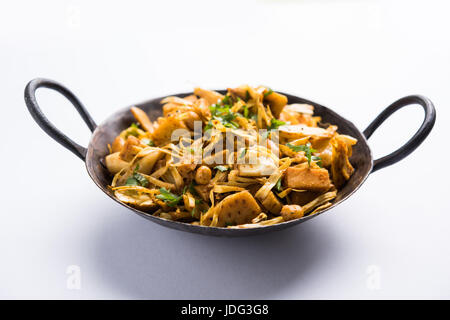 Kathal Ki Sukhi Sabzi oder Bhaji oder Jackfrucht Gemüse Rezept von Fanas Chi Bhaji oder Phanas Ki sabzi Stockfoto