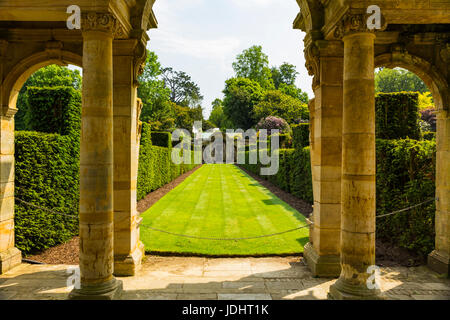 Hever Gärten, Hever Castle & Gärten, Hever, Edenbridge, Kent, England, Vereinigtes Königreich Stockfoto