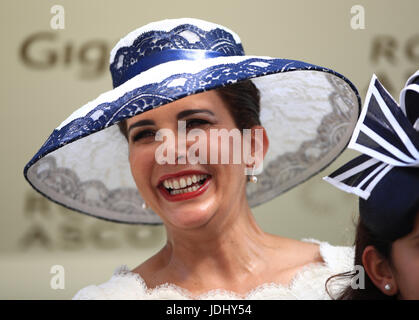 Prinzessin Haya Bint Al Hussein von Jordanien während Tag eins des Royal Ascot in Ascot Racecourse. Stockfoto