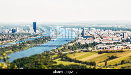Panoramablick über Wien vom Kahlenberg hill Stockfoto