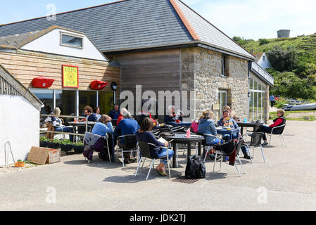 Dibble und Grub Café auf der Promenade am St. Mary's, Isles of Scilly, Cornwall, England, UK Stockfoto