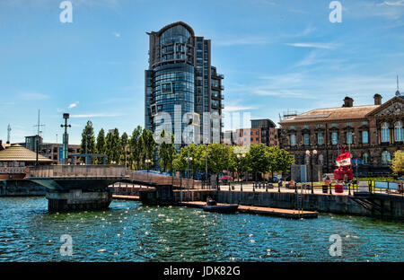 Titanic Viertel Queen Insel Fluss Lagan Belfast Stockfoto