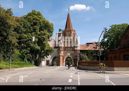 Europa, Deutschland, Bayern, Ingolstadt, Cross gate, errichtet im Jahre 1385, Teil der Stadtbefestigung,, Europa, Deutschland, Bayern, kreuztor, erbaut vom 13. Stockfoto