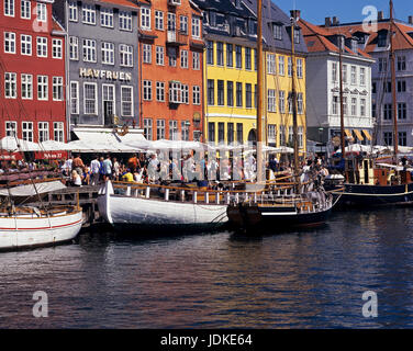 Dänemark, Kopenhagen, canal Nyhavn, Panorama, historische Holzschiffe, Daenemark, Kopenhagen, Kanal Nyhavn, Panorama, Historische Holzschiffe Stockfoto