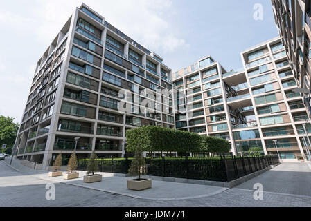 London, UK. 21. Juni 2017. Ansicht des besetzten Wohnblocks in Kensington Zeile komplexe. Es wurde angekündigt, dass achtundsechzig Wohnungen Familien, die in die Luxus-Hochhäusern umgesiedelt werden für die permanente Besetzung im Juli und August verfügbar sein wird. Die ein bis vier Schlafzimmer-Schlafzimmer-Apartments für bis zu £ 8,5 Millionen zu verkaufen, werden Teil der erschwinglichen Quote gebaut und verfügen über eine mehr "einfach '' interne Spezifikation, aber haben die gleiche Qualität bauen. Bildnachweis: ZUMA Press, Inc./Alamy Live-Nachrichten Stockfoto