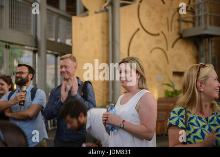 London, UK. 21. Juni 2017. Samen von Italien freut sich, um ihre zweite Filiale, ein Pop-up Store in London ältesten und die meisten gastronomischen Essen Veranstaltungsort, der 1000 Jahre alten Borough Market vom 16. bis 29. Juni vorstellen zu können. Frisch aus, die bei der RHS Chelsea Flower Show ausgestellt, sie werden in Borough Market Markthalle in eines der belebtesten Teile des Marktes und sie glauben, dass dies das erste dedizierte Saatgut-Geschäft im Zentrum von London für eine Generation zu öffnen. Bildnachweis: Jonathan Ward/Alamy Live-Nachrichten Stockfoto