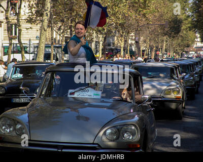 PARIS Frankreich - CITROEN DS 50 TH-Jahr-Feier IN der Hauptstadt Stadt 2005 © Frédéric BEAUMONT Stockfoto