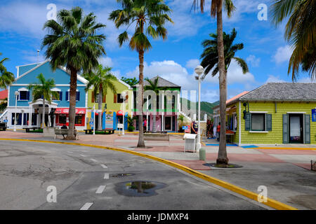 Hafendorf Punkt Duty-Free-Shops auf Karibik Insel St. Maarten/St. Martin. Stockfoto