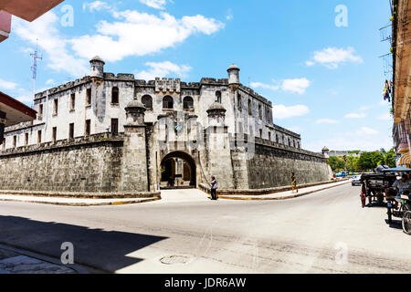 Die Policia - Nacional Revolucionaria Gebäude in Havanna, Kuba, Policia Nacional Revolucionaria Havanna, Policia Nacional Revolucionaria Havanna Kuba, Stockfoto