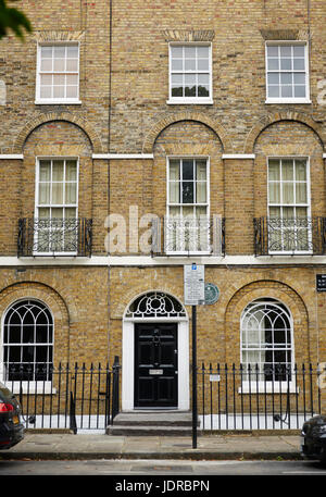 Bilder von Canonbury Square, N1, London Borough of Islington. Dokumentarische redaktionelle Inhalte zeigt die Straßen als Schuss im Jahr 2016. Stockfoto