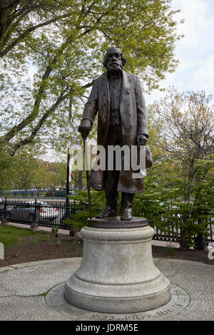 Bronzestatue von Edward Everett hale Boston public garden USA Stockfoto