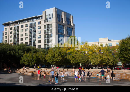 Amerika, Bundesstaat Oregon, Stadt Portland, Jamison Square, Alltag Stockfoto