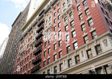 Das Gebäude mit gemischten Design Architektur Architekturdetails New York City USA burton Stockfoto