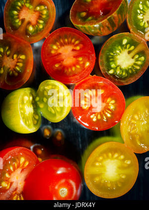 Erbstück-Cherry-Tomaten Stockfoto