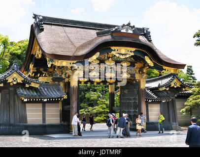 Karamon Tor, Nijo Burg, Kyoto, Japan Stockfoto