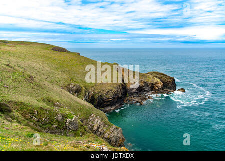 Rock am Trevose Head, in der Nähe von Padstow, Cornwall Stühle. Stockfoto