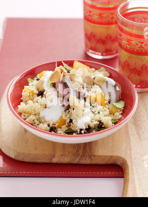 Teller mit Lamm mit couscous Stockfoto