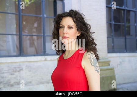 Roma, Italien. 21. Juni 2017. Italienische Autorin Silvia Avallone beim Fototermin der Pressekonferenz des zweiten Abends der "Literatur" Credit: Matteo Nardone/Pacific Press/Alamy Live News Stockfoto